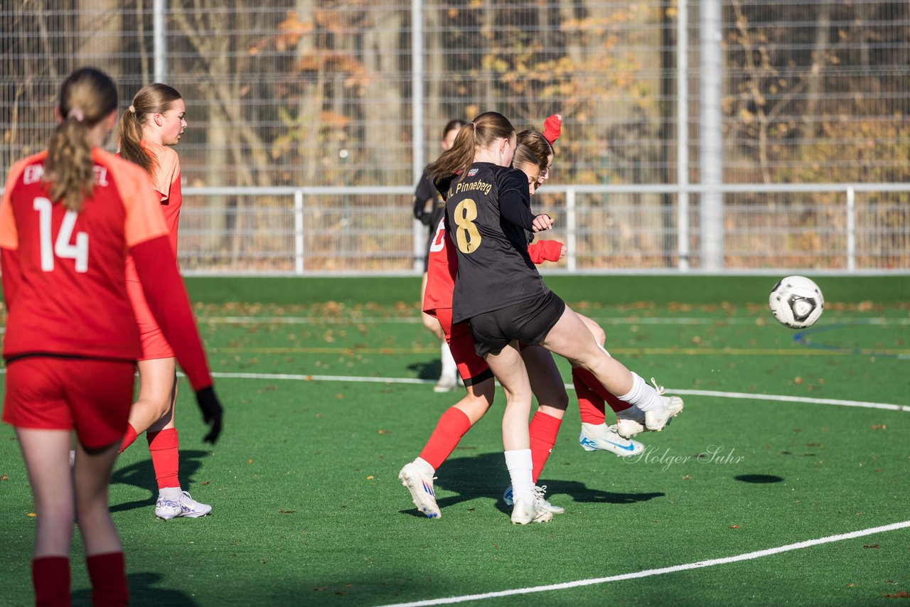 Bild 77 - wBJ VfL Pinneberg2 - Eimsbuttler TV 3 : Ergebnis: 5:0